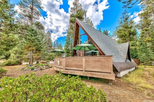 654 Seneca Dr, South Lake Tahoe, CA 96150-5345