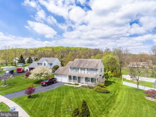 309 Williams Cir, Collegeville PA  19473-2344 exterior