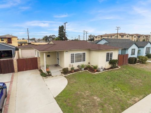 15407 Haas Ave, Gardena, CA 90249-4718