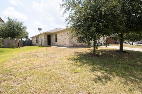 223 Meadow Park Dr, Georgetown TX  78626-6365 exterior