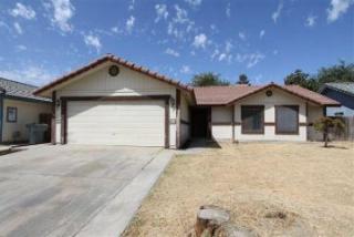 243 Lyndsay Way, London, CA 93618-3600