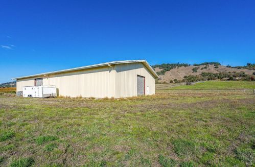 4933 Harville Rd, Santa Rosa CA  95409 exterior