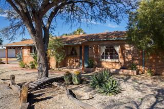 3401 Lester St, Tucson, AZ 85716-3235