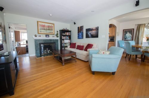 4576 Monroe Ave, San Diego, CA 92115-3118