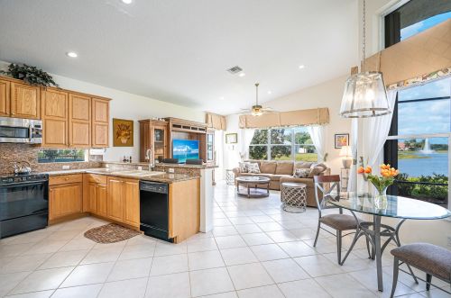 6810 Fiji Cir, Boynton Beach FL  33437-7022 exterior