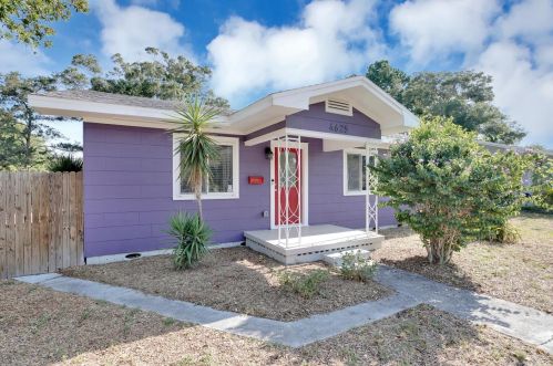 4625 3rd Ave, Saint Petersburg, FL 33711-1019