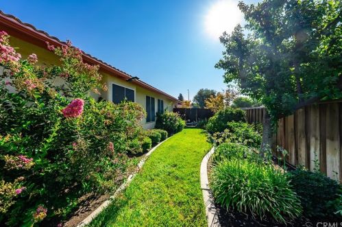 508 Heatherwood Dr, Madera CA  93637-2744 exterior