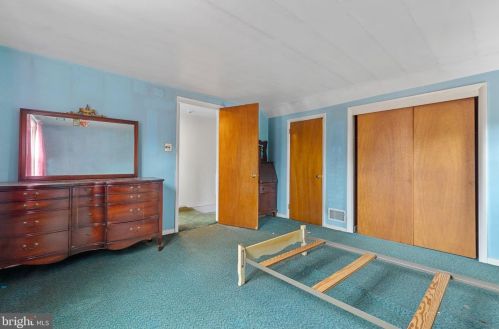 1224 Newport Pike, Wilmington DE  19804-1941 exterior