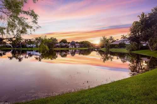 8041 Vera Cruz Way, Naples, FL 34109-7149