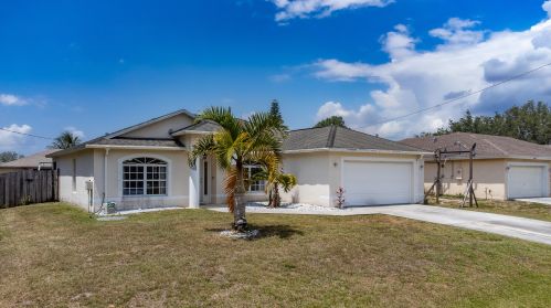 2014 Trenton Ln, Fort Pierce, FL 34984-4323