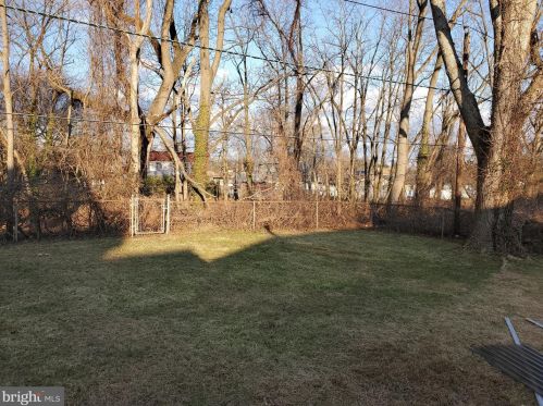 97 Holbrook Ln, Willingboro NJ  08046-1847 exterior