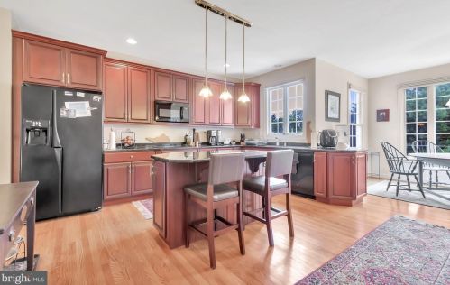 23 Hampshire Ct, Wilmington DE  19807-2535 exterior