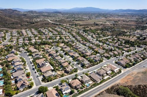 35265 El Diamante Dr, Wildomar CA  92595-7860 exterior