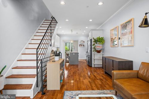 428 Mercy St, Philadelphia PA  19148-2507 exterior