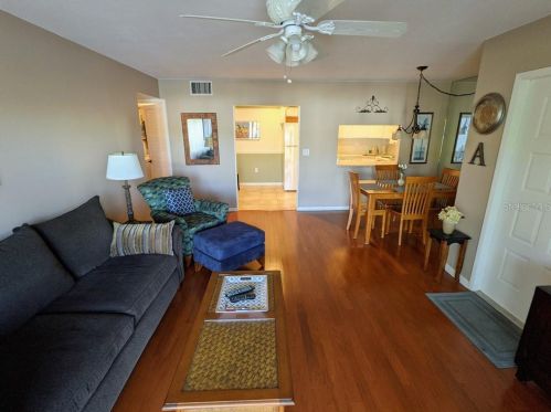 1109 Pine Ridge Cir, Tarpon Springs, FL 34688-6463