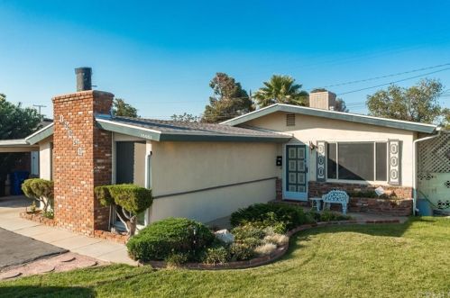 15051 Del Rey Dr, Victorville, CA 92395-3675