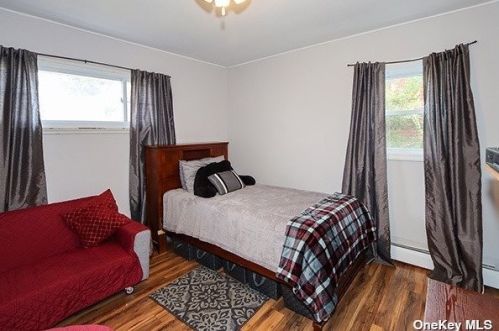 323 Herbert Pl, Bethpage NY  11714-4713 exterior