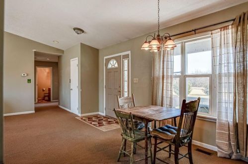 11281 Kenyon Rd, Mount Vernon OH  43050-9206 exterior