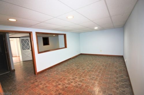 2 Sheba Dr, Wantage NJ  07461-4829 exterior