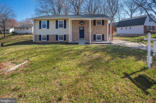 13003 Colby Dr, Woodbridge, VA 22192-3524