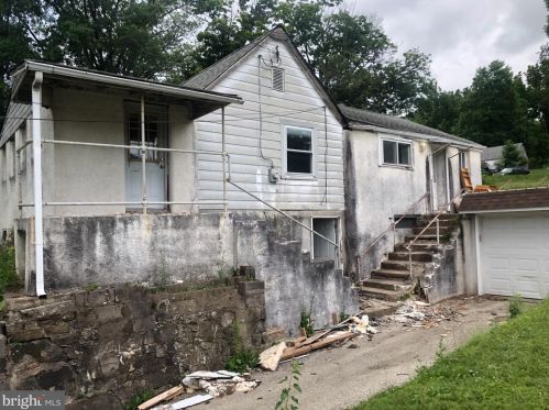 376 Ross Rd, Norristown, PA 19406-2109