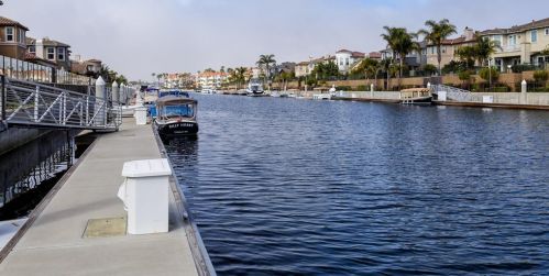 3947 Hemlock St, Oxnard CA  93035-1427 exterior