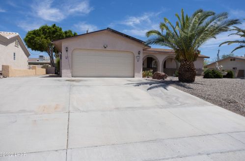 2760 War Eagle Dr, Lake Havasu City, AZ 86406-8478