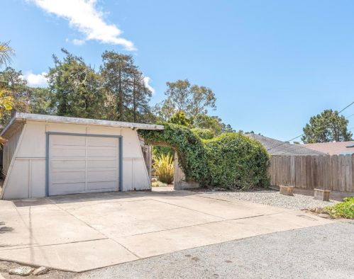 1209 Funston Ave, Del Monte Park, CA 93950-5509
