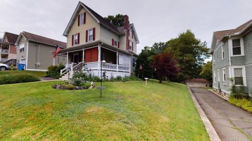 50 Hull St, Bristol, CT 06010-6875