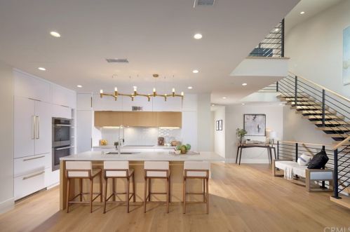 419 29th St, Newport Beach, CA 92663-3707
