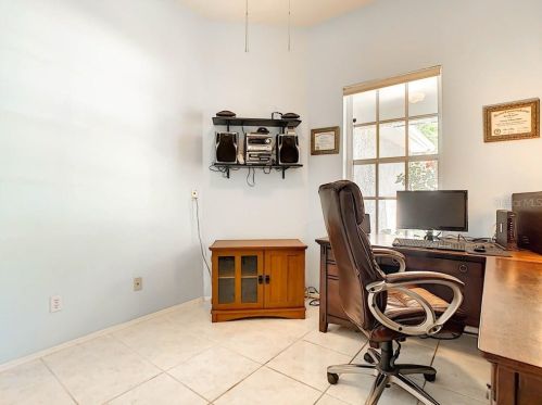 4784 Ridgemoor Cir, Palm Harbor FL  34685-3149 exterior