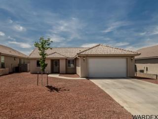 3033 Tanner St, Kingman, AZ 86401-4323