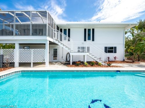 1015 Sand Castle Rd, Sanibel FL  33957-3614 exterior