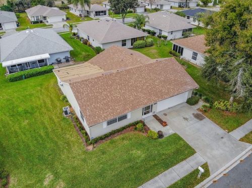 1559 Grove Ct, Tavares, FL 32778-4338