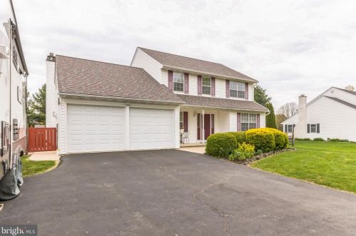 107 Wilson Dr, Collegeville PA  19473-2341 exterior