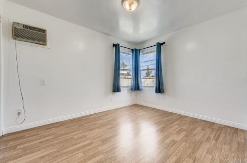 6543 Estelle St, San Diego CA  92115-5621 exterior