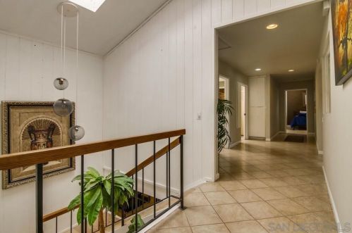 4111 Bayard St, San Diego CA 92109-4039 exterior