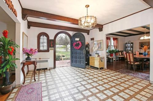149 Old Mamaroneck Rd, White Plains, NY 10605-3112