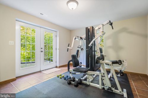 20 Hartlake Dr, Fredericksburg VA  22406-4635 exterior