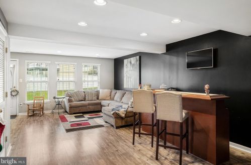 129 South Ave, Swedesboro NJ  08085-1693 exterior