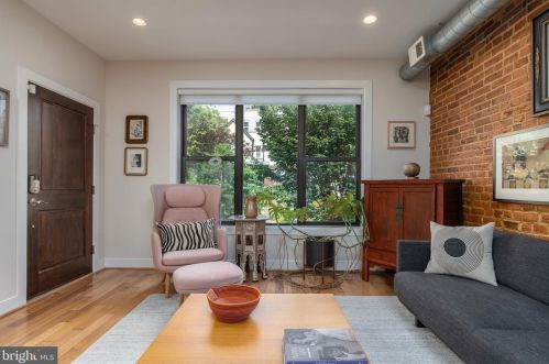 2456 Ontario Rd, Washington, DC 20009-2792