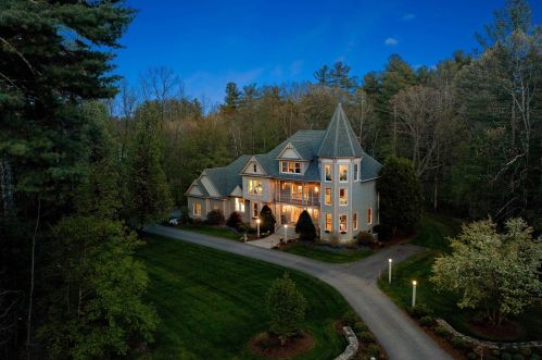 24 Baldwin Ln, Hollis, NH 03049-6439