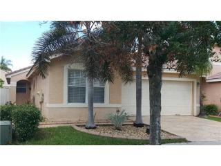 17397 20th Ct, Hollywood, FL 33029-5541