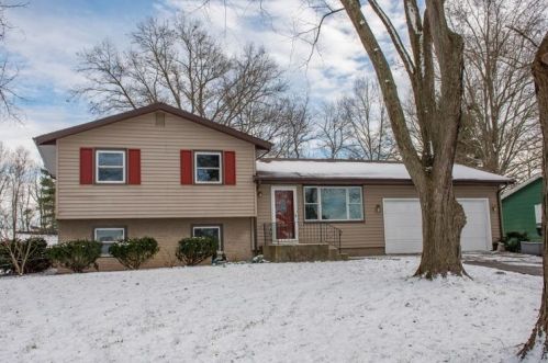 54570 Bethany Dr, Mishawaka, IN 46545-2221
