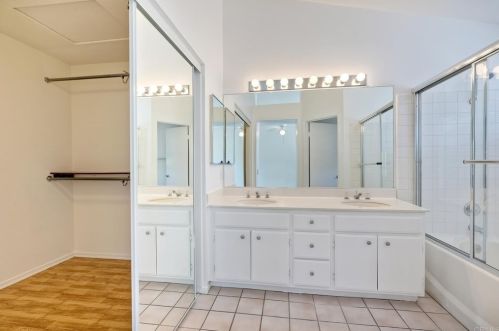 19390 White Birch Ct, Lake Elsinore CA  92530-6374 exterior