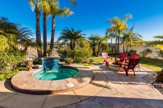 8044 Paseo Arrayan, Carlsbad CA  92009-6964 exterior