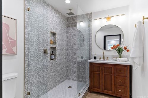 5230 El Cedral St, Long Beach CA  90815-3904 exterior