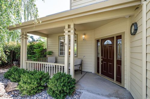 140 Victoria Ct, Liberty Farms, CA 95620-9300