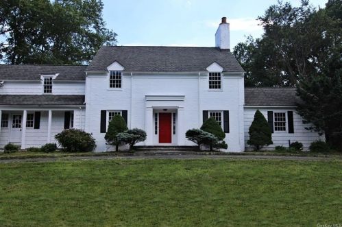 14 Wolfe Ln, Purchase, NY 10577-1110