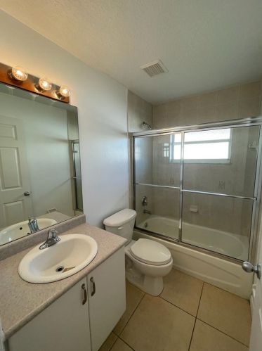 1697 Chicory Ter, Fort Pierce FL  34953-1058 exterior